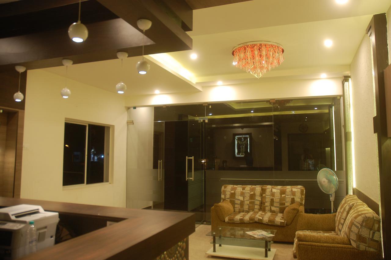 Hotel Swathi Hospet Buitenkant foto