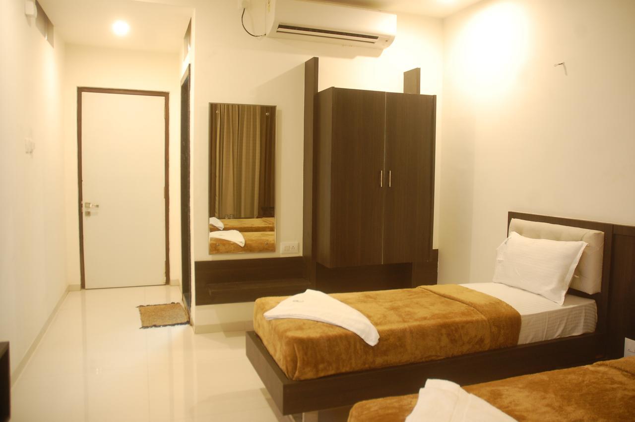 Hotel Swathi Hospet Buitenkant foto