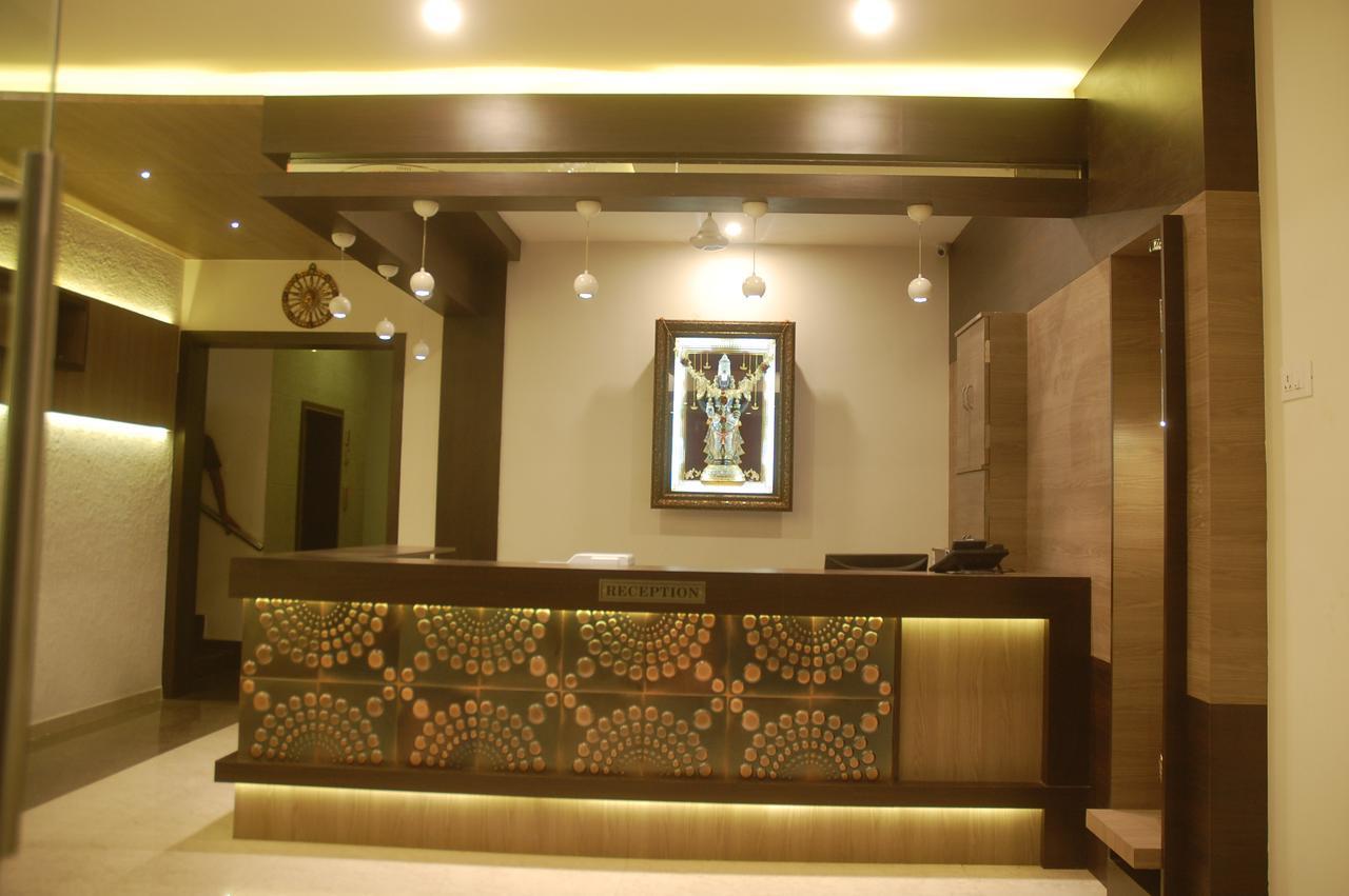Hotel Swathi Hospet Buitenkant foto