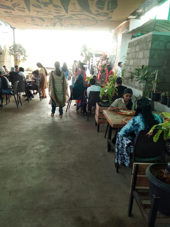 Hotel Swathi Hospet Buitenkant foto